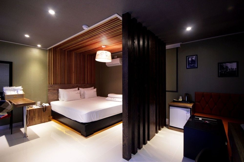 Busan Guseodong Zenith Room (Special room (free watching Netflix +) 8