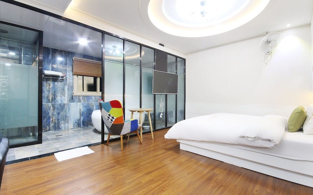 undefined Busan Songdo Hotel 999