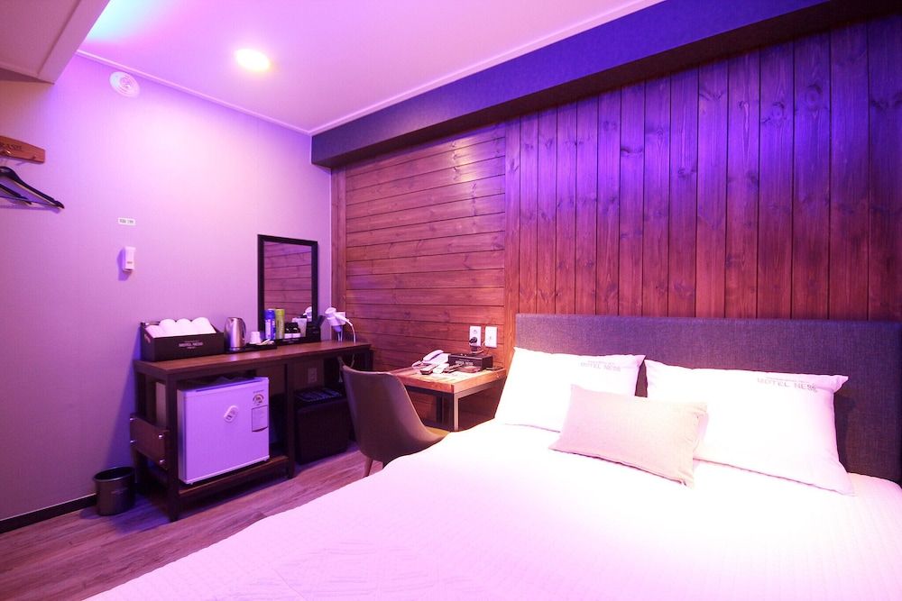 Busan Yeonsandong Hue Room (Standard Room) 3