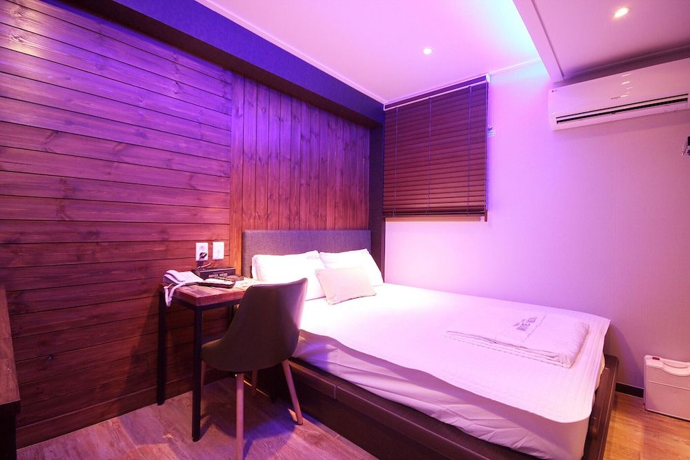 undefined Busan Yeonsandong Hue 10