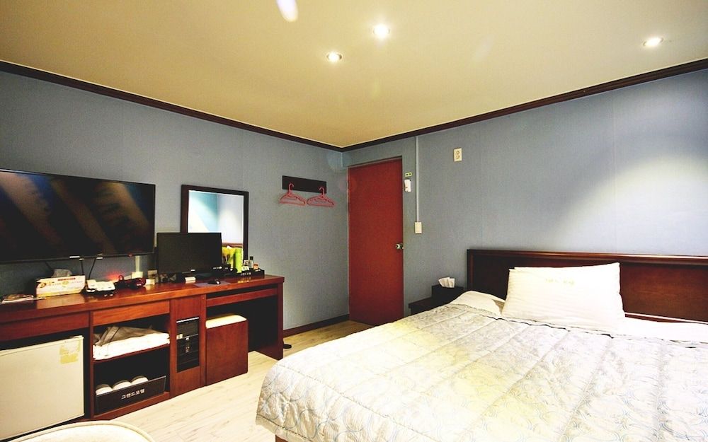 undefined Busan Munhyeon-dong Grand 3