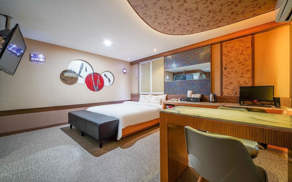 undefined Busan Jeonggwan K2 2