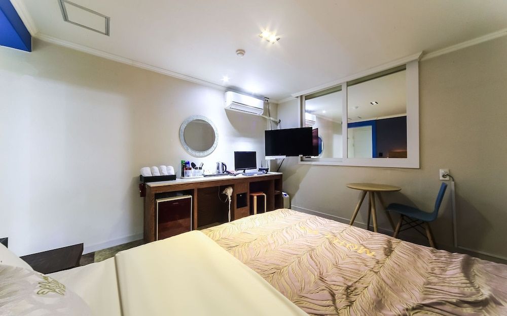 undefined Busan Gupo Cats 6