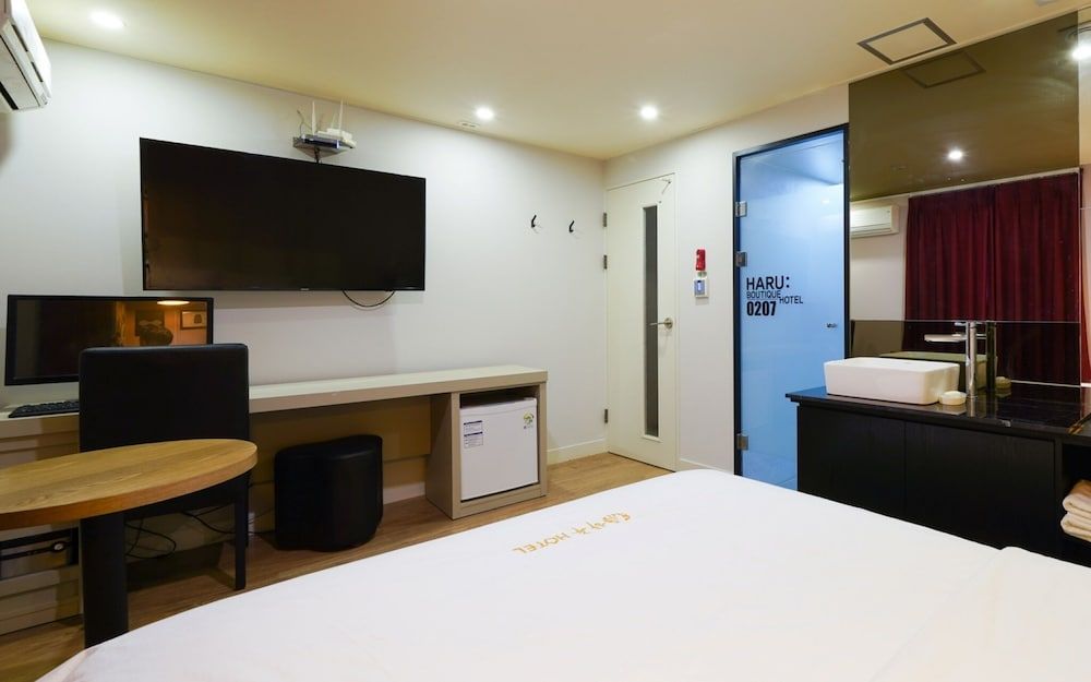 Busan Dongrae Day Room (Deluxe (Netflix Available)) 8