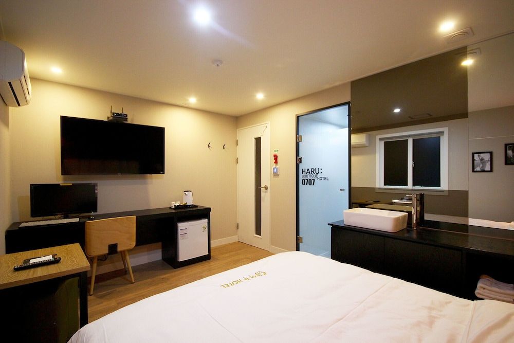 Busan Dongrae Day Room (Deluxe (Netflix Available)) 16