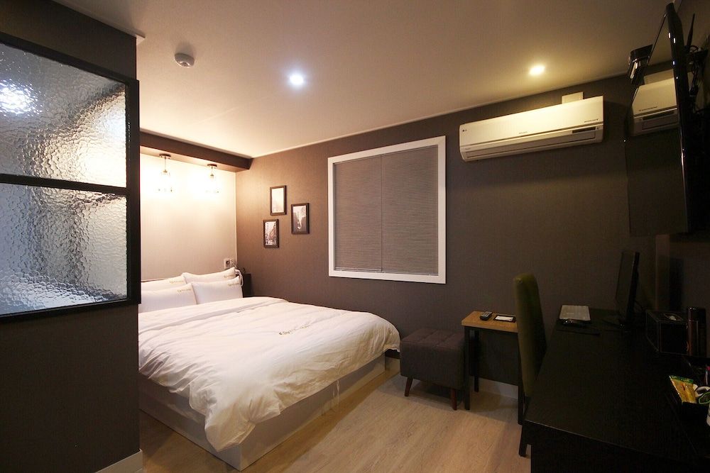 Busan Dongrae Day Room (Deluxe Gold (Netflix available)) 27