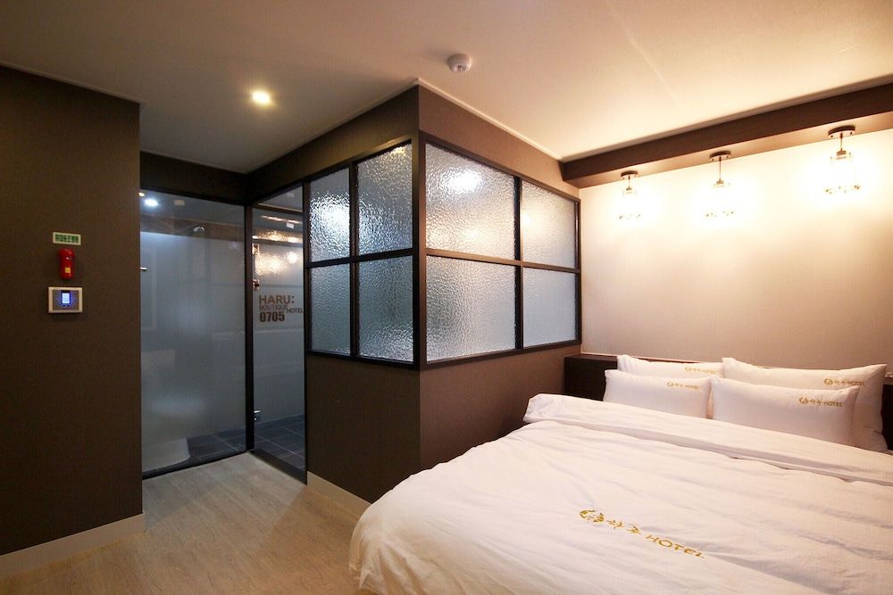 Busan Dongrae Day Room (Deluxe Gold (Netflix available)) 26