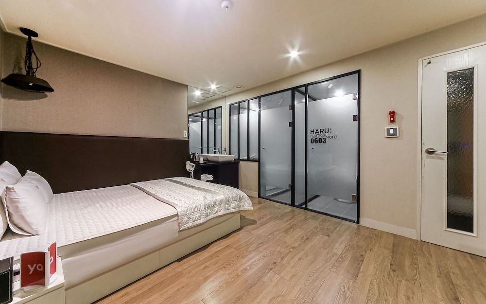 Busan Dongrae Day Room (Deluxe Gold (Netflix available)) 13