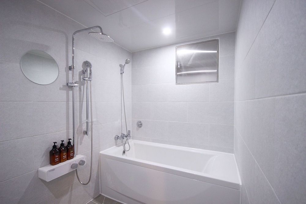 Busan Dongrae Day Room (Deluxe (Netflix Available)) 18