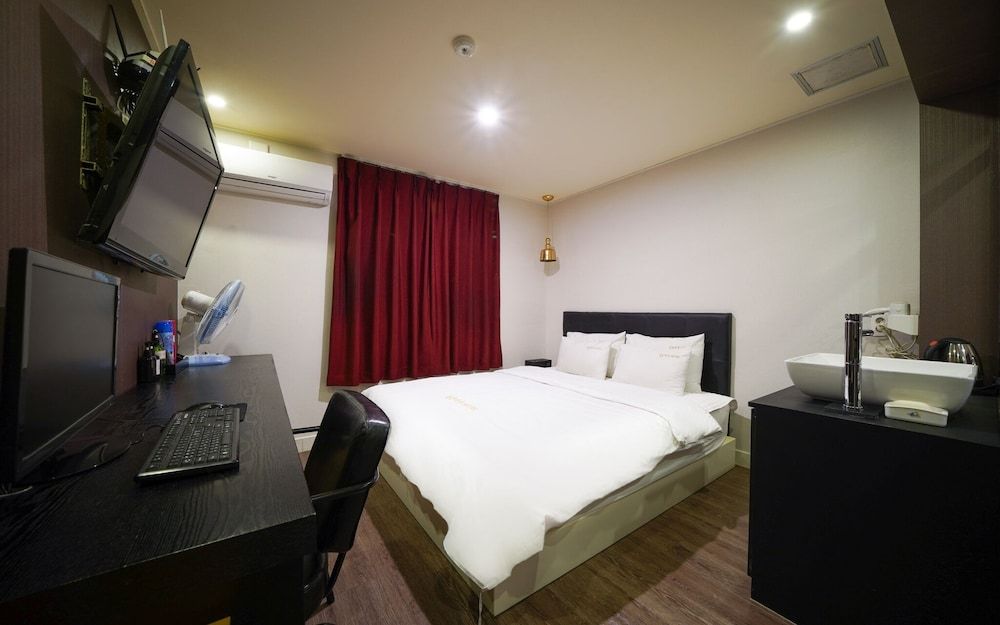 Busan Dongrae Day Room (Standard (Standard/Netflix available)) 28