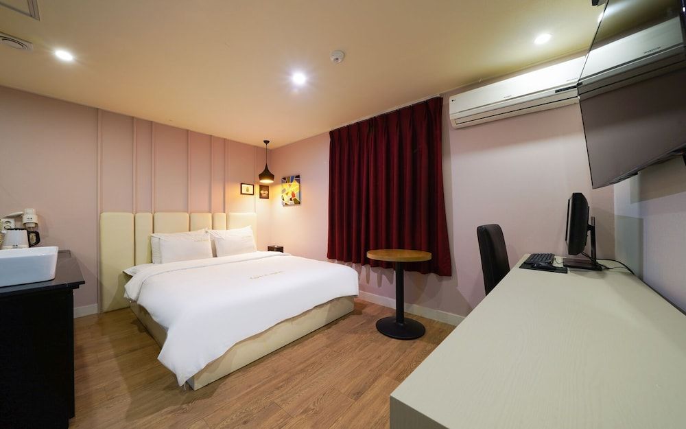 Busan Dongrae Day Room (Deluxe (Netflix Available)) 6