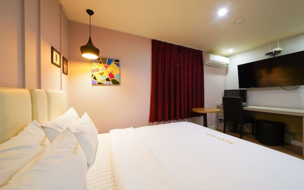 Busan Dongrae Day Room (Deluxe (Netflix Available)) 7