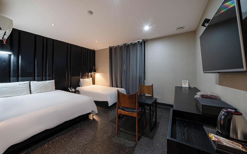 undefined Busan Oncheonjang Hotel Ignis 5