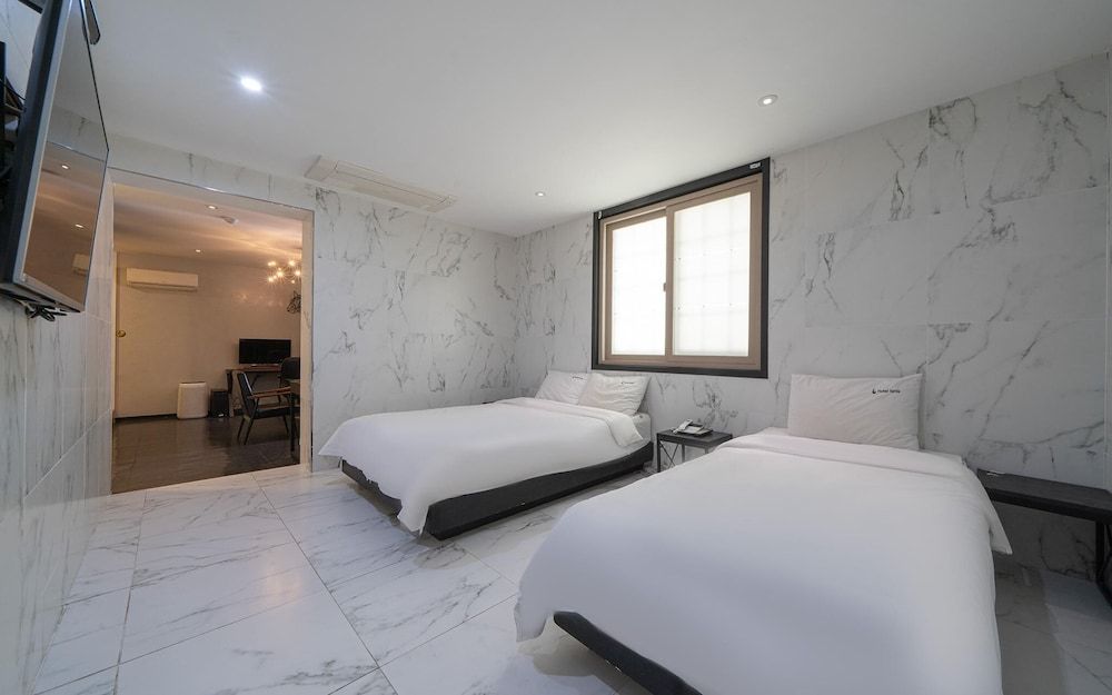 undefined Busan Oncheonjang Hotel Ignis 4