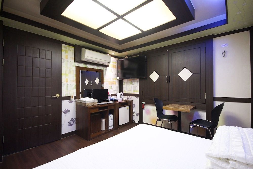 undefined Busan Songdo Hyu 6