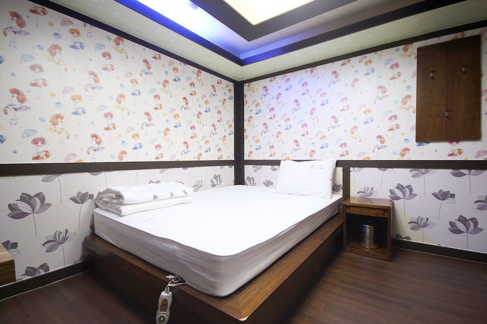 undefined Busan Songdo Hyu 5