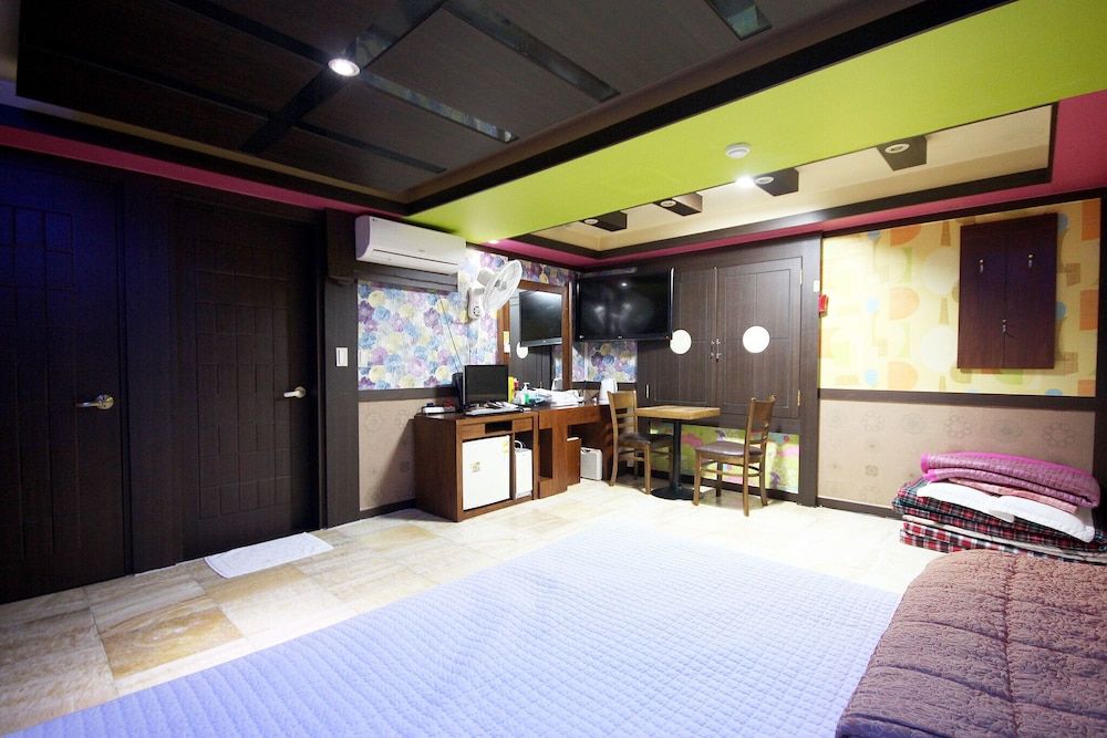 undefined Busan Songdo Hyu 2