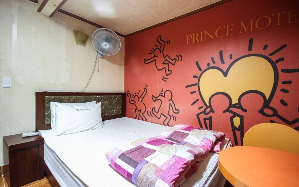 Busan Nampo-dong Prince Room (Standard Room) 8