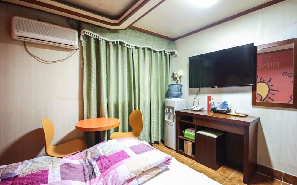 Busan Nampo-dong Prince Room (Standard Room) 10