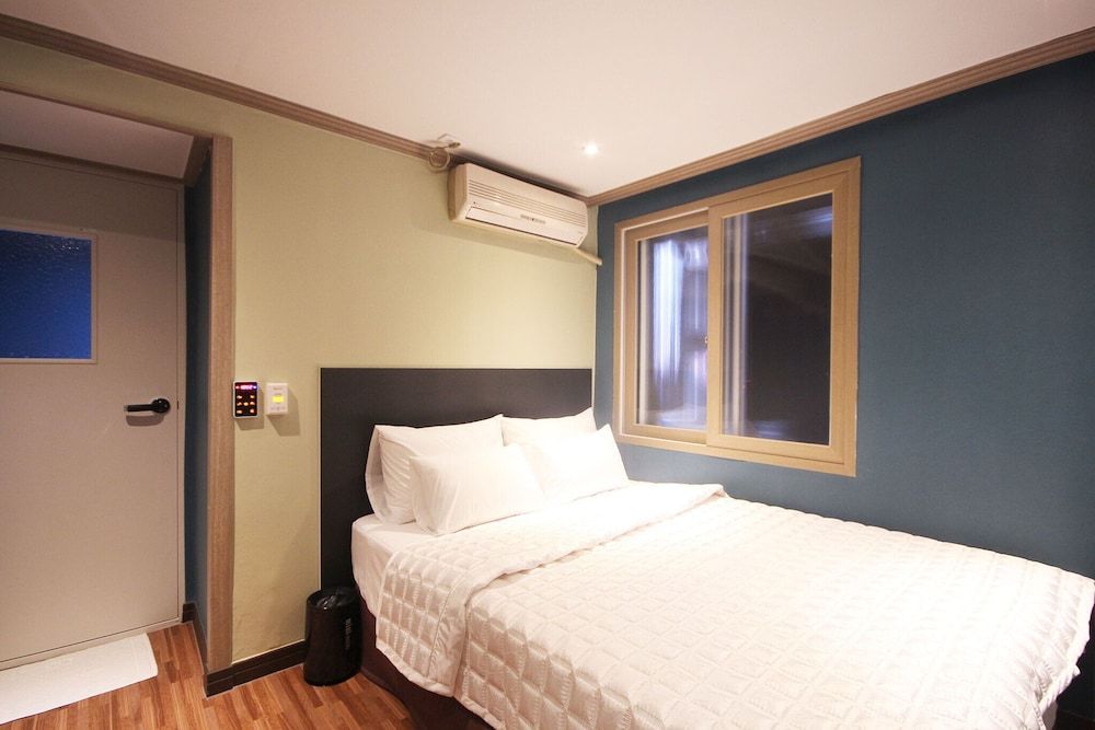 undefined Busan Nampodong Hotel Mini 2