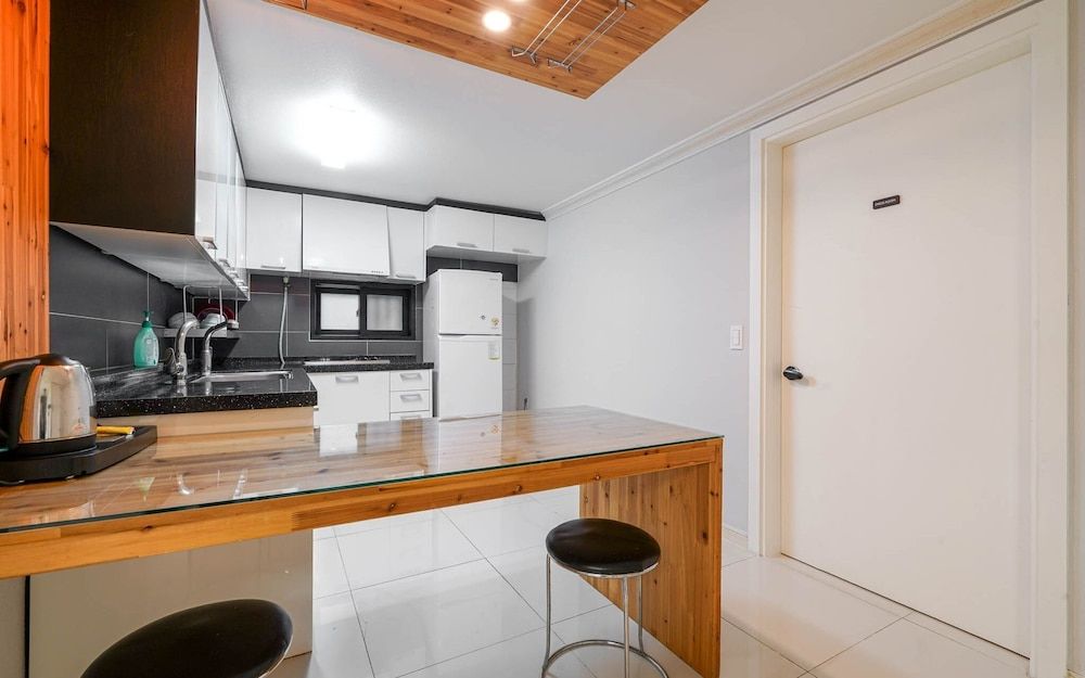 Busan Daeyeondong Welkin Room (Premier Triple (Free Netflix viewing ) 5