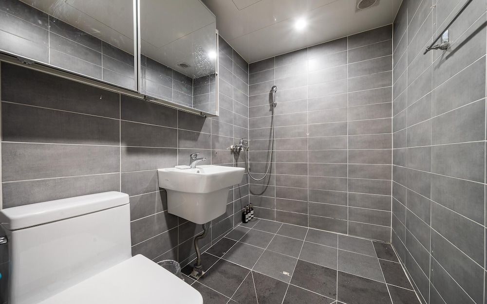 Busan Daeyeondong Welkin Room (Premier Triple (Free Netflix viewing ) 27