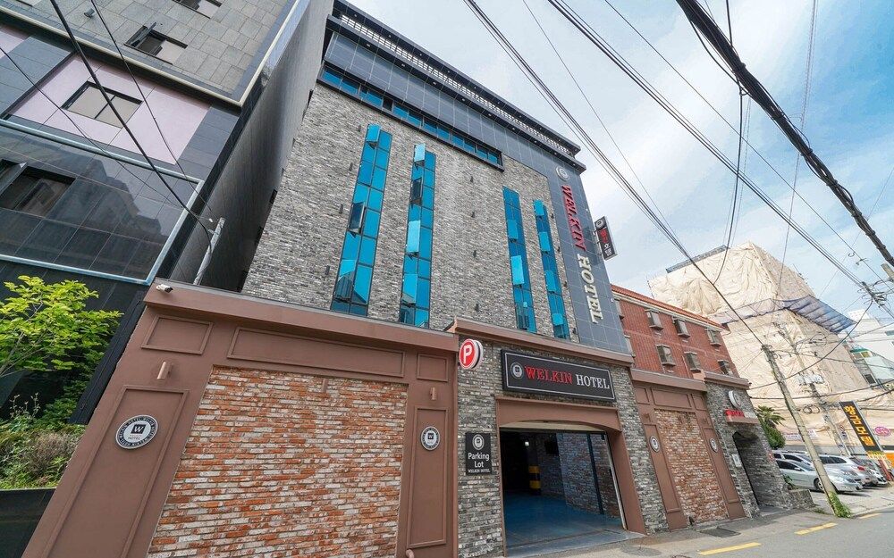 undefined Busan Daeyeondong Welkin 4