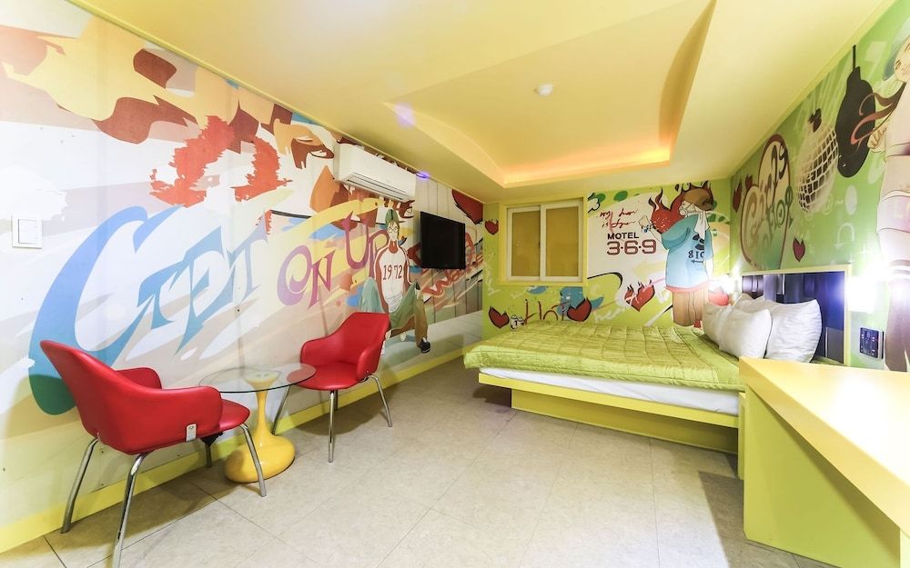 Busan Dongnae 369 Room (Special Room C (Netflix Available)) 8