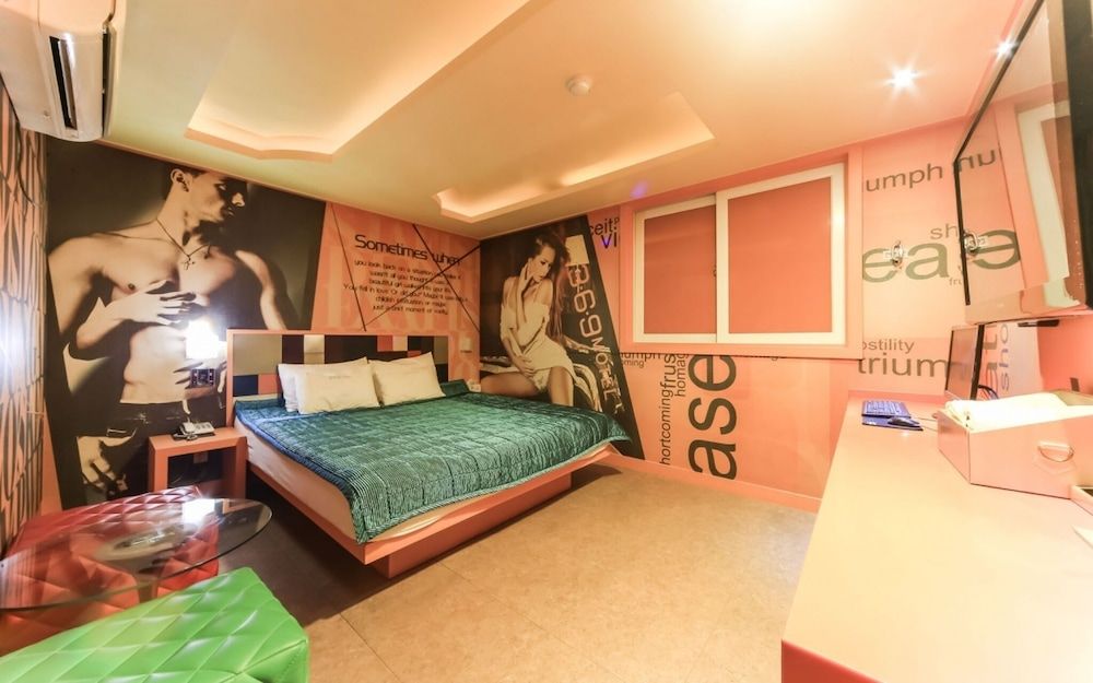 Busan Dongnae 369 Room (Special Room C (Netflix Available)) 13