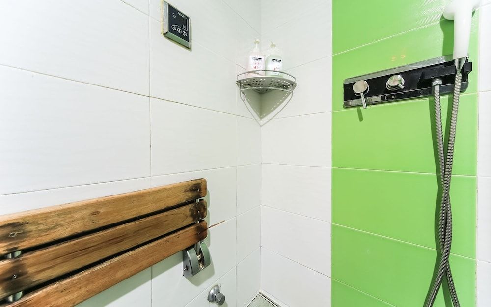 Busan Dongnae G and G Room (VIP (Netflix Available)) 8