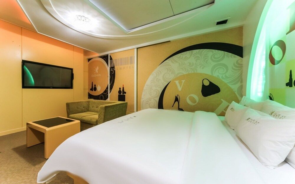 Busan Dongnae G and G Room (Standard Walking Deal (Netflix availa) 3