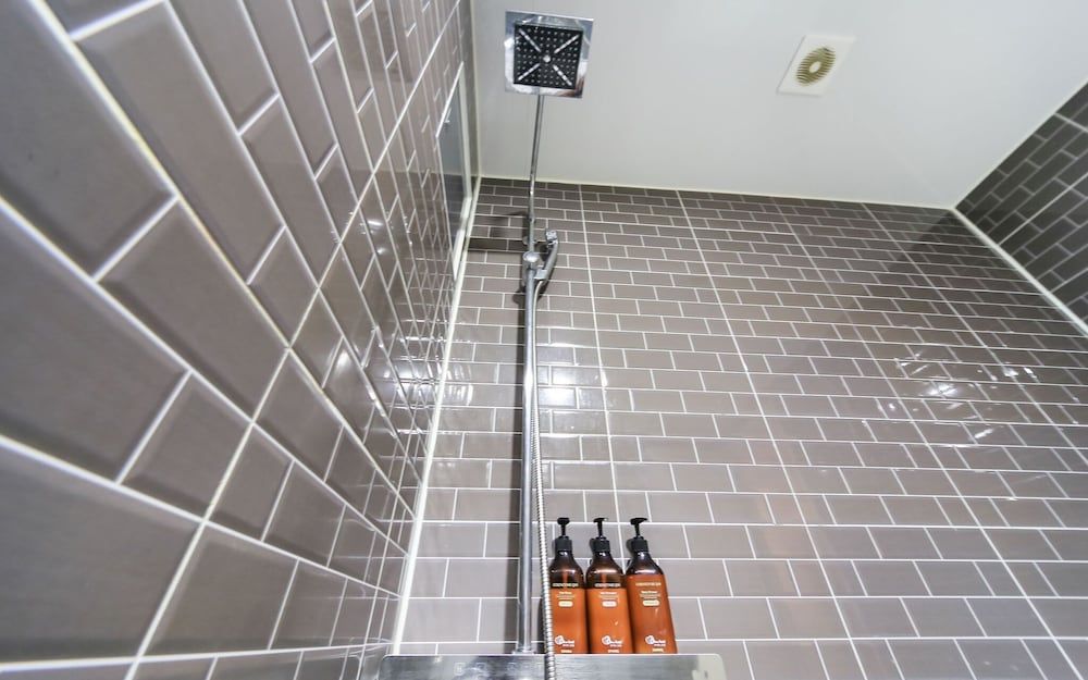 undefined Busan Sajik Olive 7