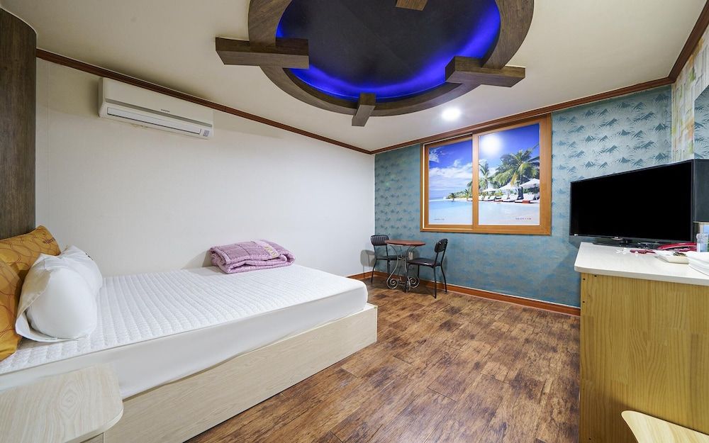 undefined Busan Oncheonjang Victoria 2