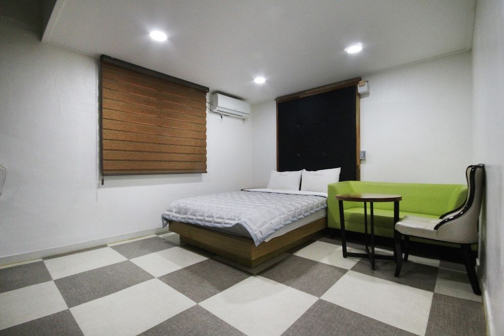 undefined Busan Gupo M 2