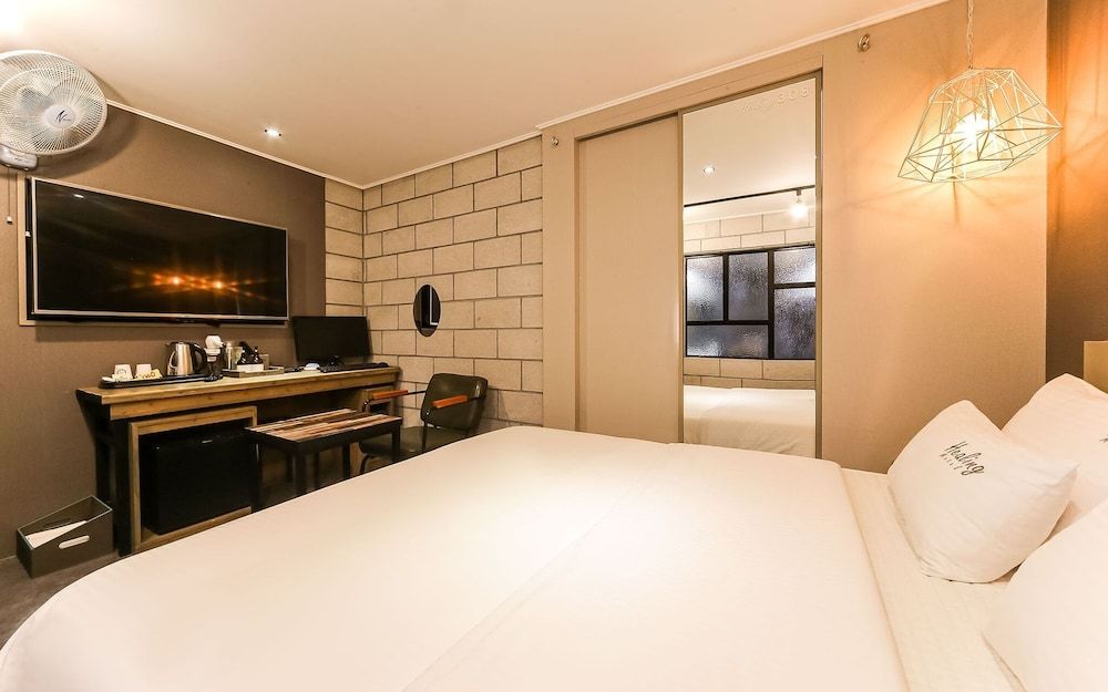 undefined Busan Deokcheon Healing 6