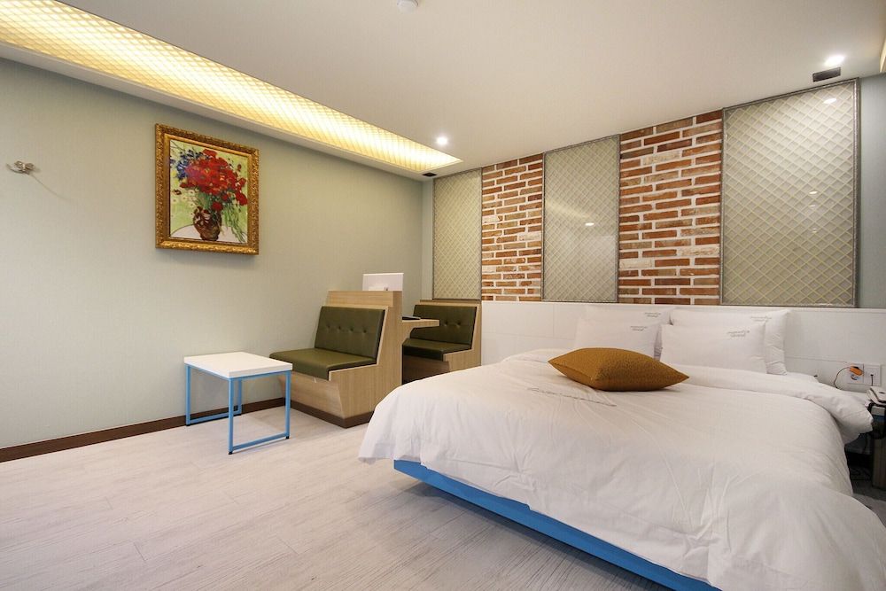 undefined Busan Mandeok Paradia 3