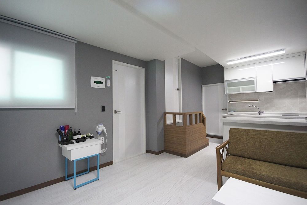 undefined Busan Mandeok Paradia 5