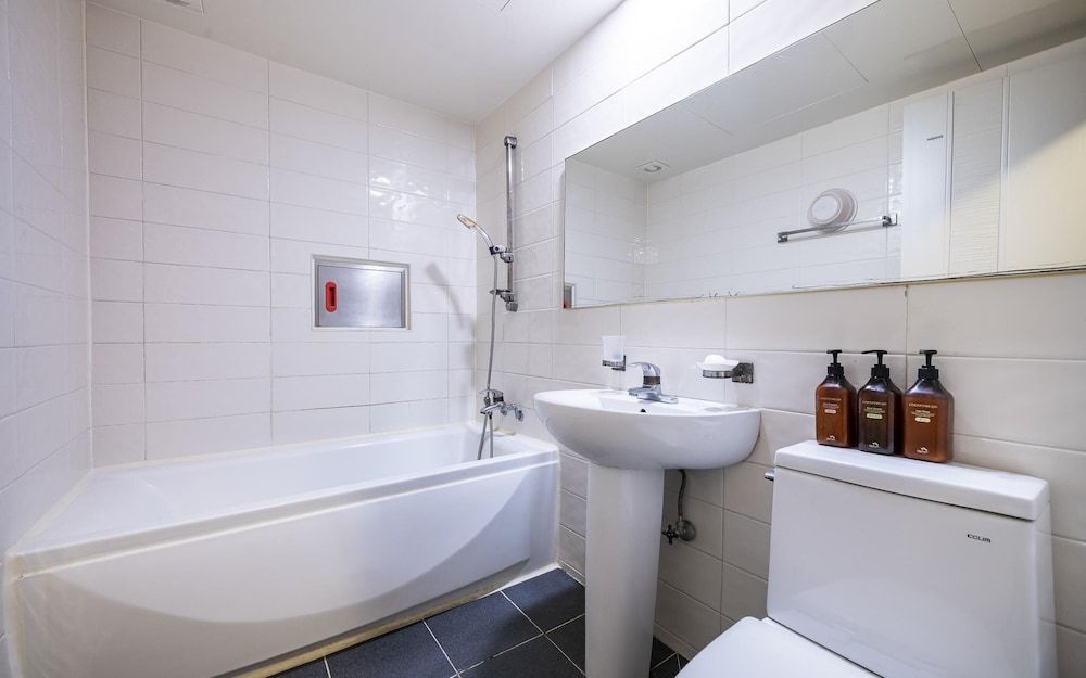 Busan Deokcheon Coco Room (Standard Room (Netflix Available/MAX ) 12