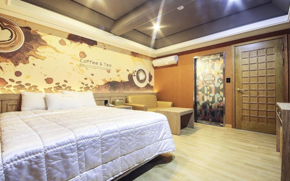 Busan Yeonsandong With Room (Standard room (VOD viewing available/) 2