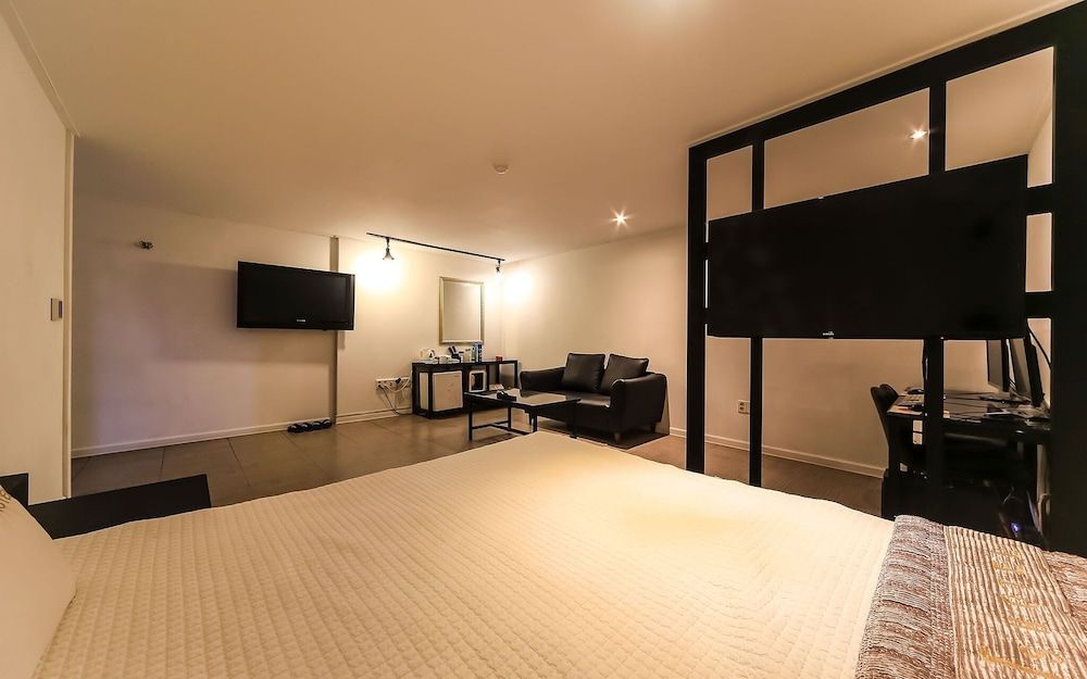 Busan Oncheonjang JS Room (Special Room) 12