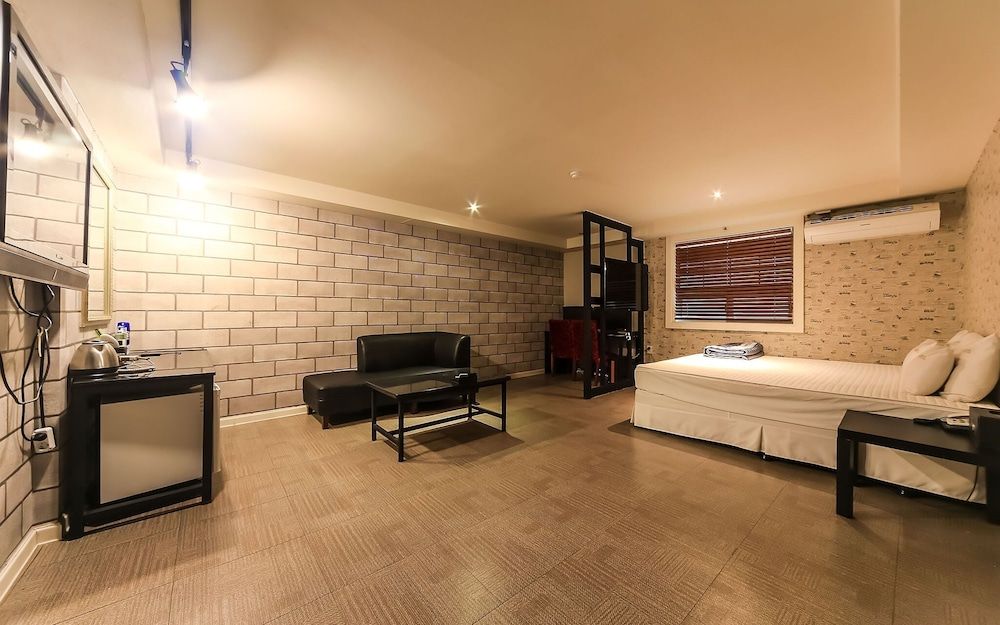 undefined Busan Oncheonjang JS 2