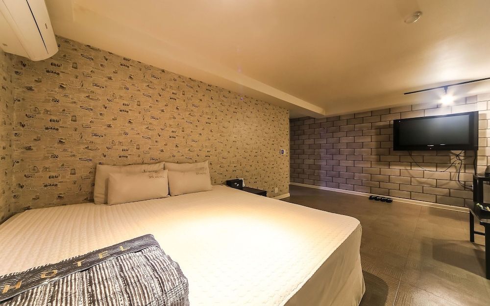 undefined Busan Oncheonjang JS 3