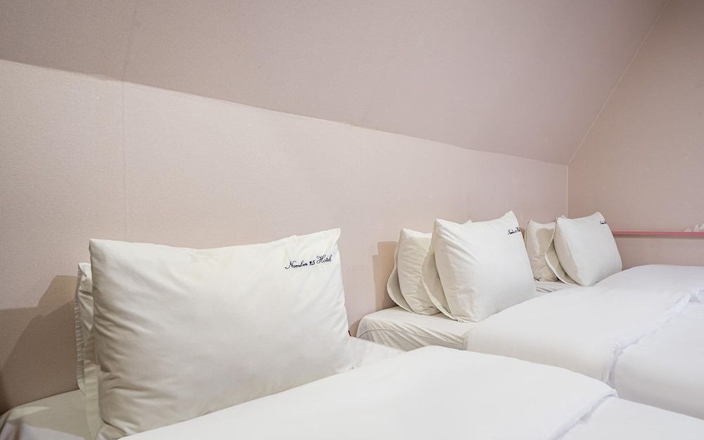 Busan Yeonsandong No25 Room (Business single triple + OTT (free pa) 5