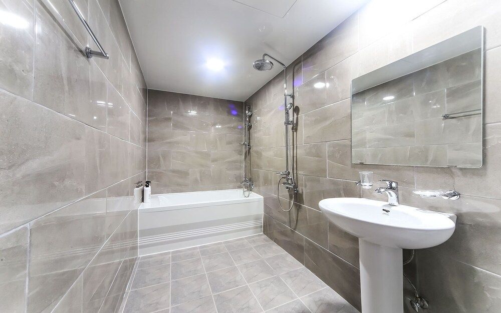 Busan Dongnae Seven Bridge Room (VIP (Ramen provided only to guests st) 6