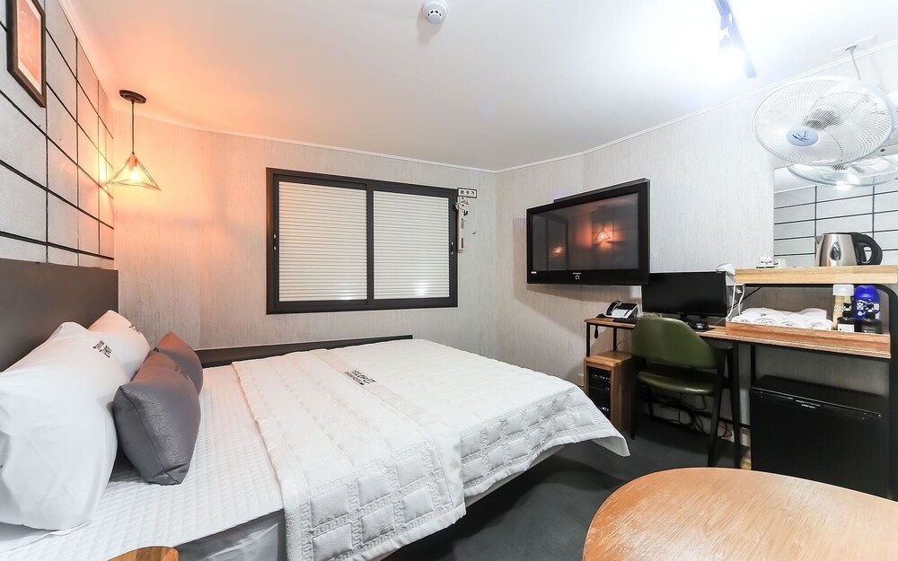 Busan Dongnae Seven Bridge Room (Standard (Ramen provided only to gues) 8