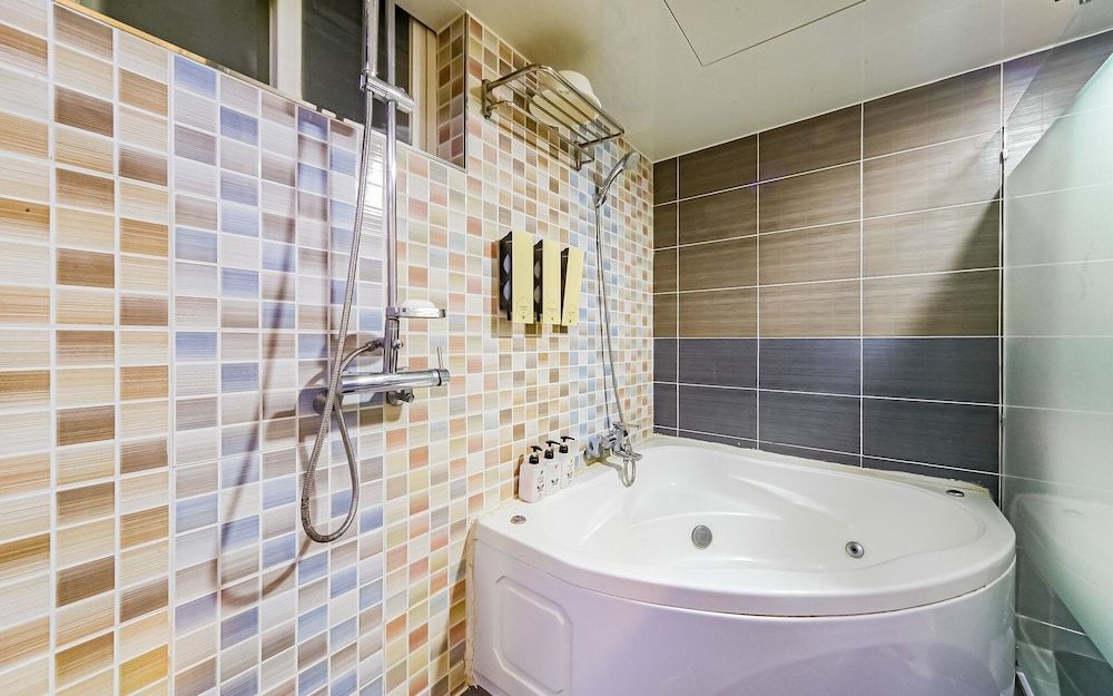 Busan Daeyeondong Z Room (Deluxe Family "Deluxe Family") 6