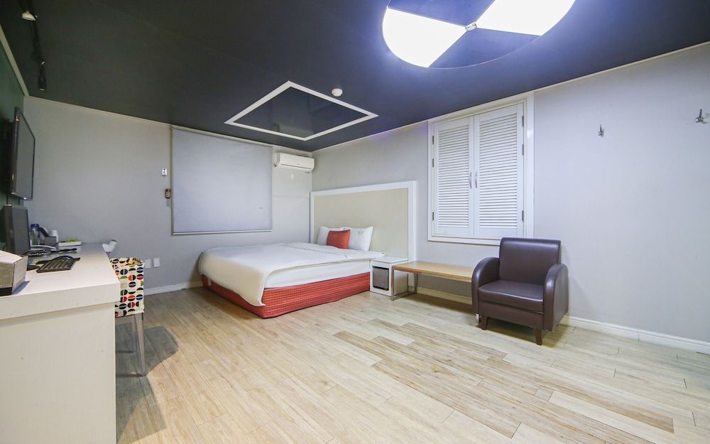 Busan Daeyeondong Z Room (Deluxe Family "Deluxe Family")