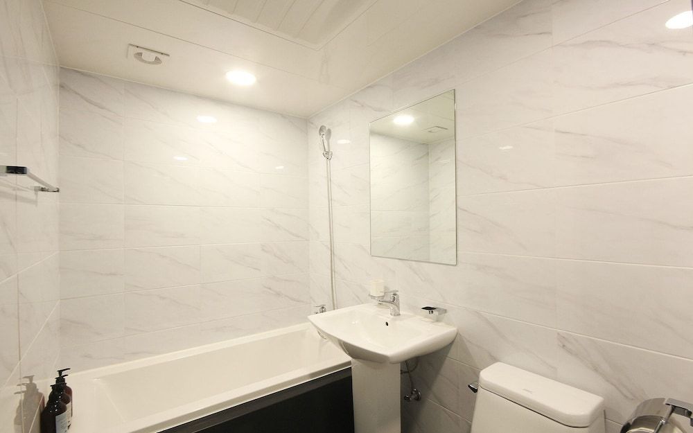undefined Busan Yeonsandong Ellui 9