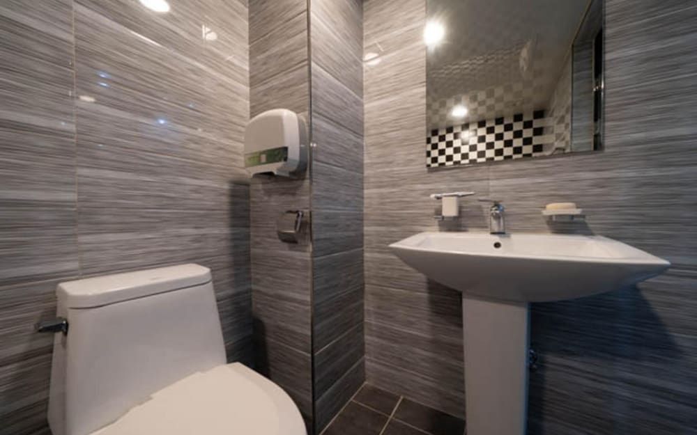 Busan Yeonsandong Ellui Room (PC room (couple PC fully equipped wit) 8