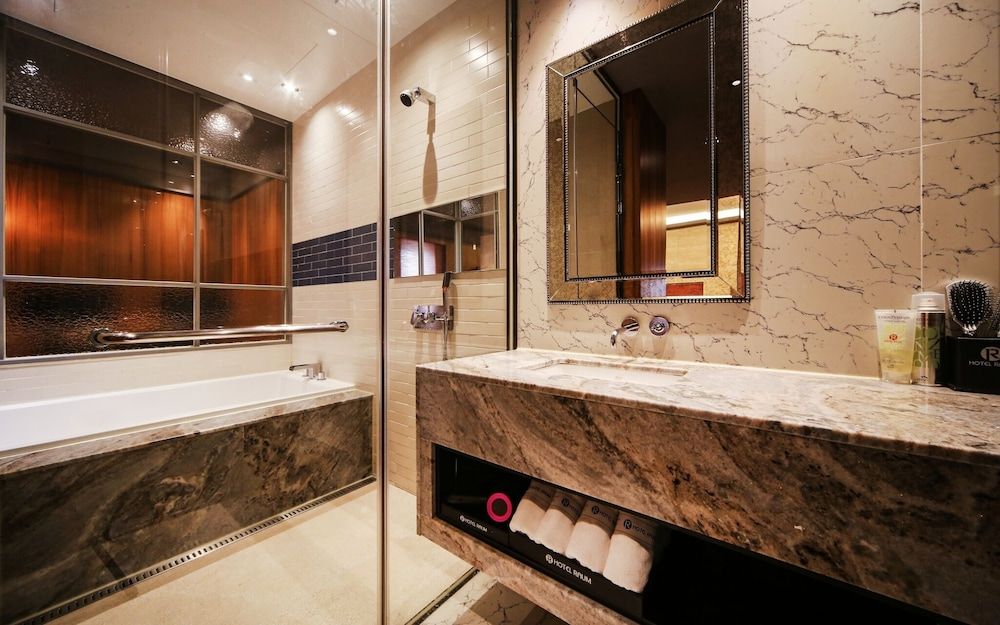 Busan Jeonggwan Raum Hotel Room (Royal Suite (large outdoor bathtub te) 12